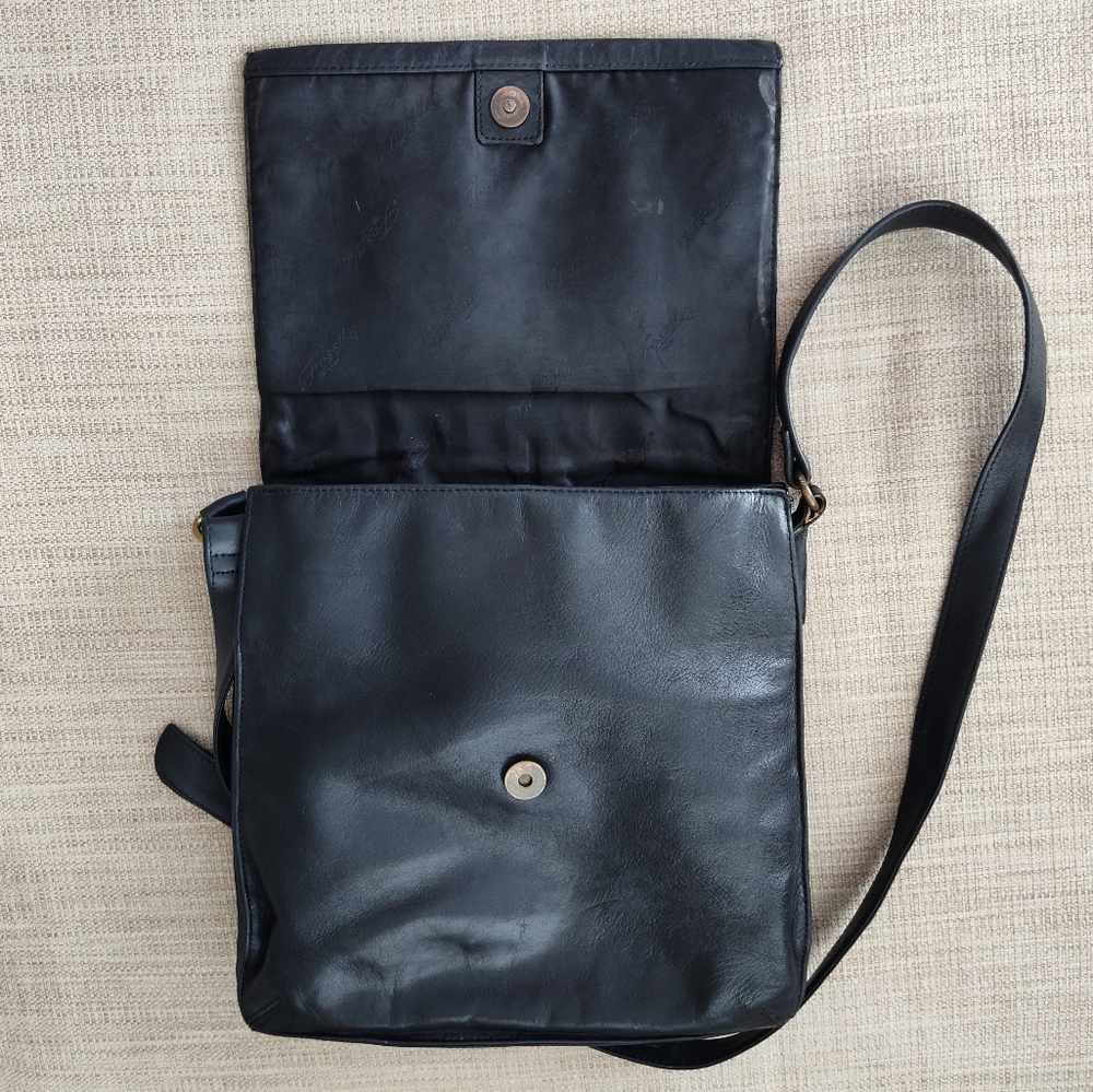 Fossil Leather Crossbody Messenger Bag - Picture 7 of 13